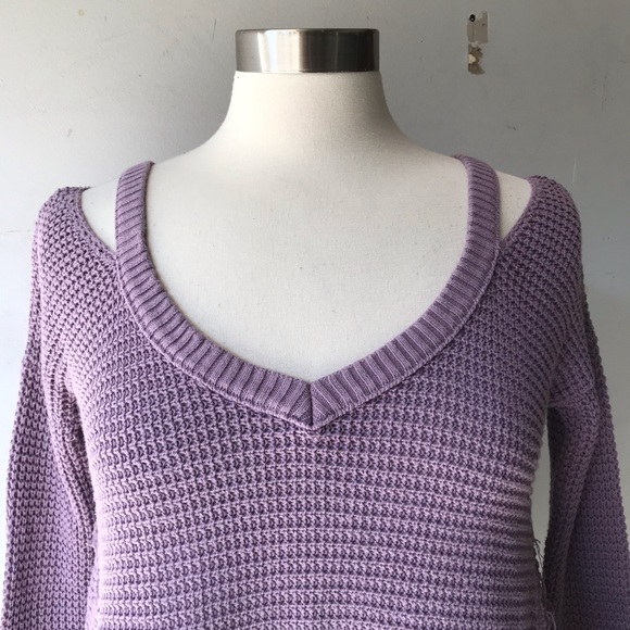 Free People Strappy Loose Oversized Raw Hem Sweater Sz XS Lavender Cold Shoulder - Picture 2 of 9